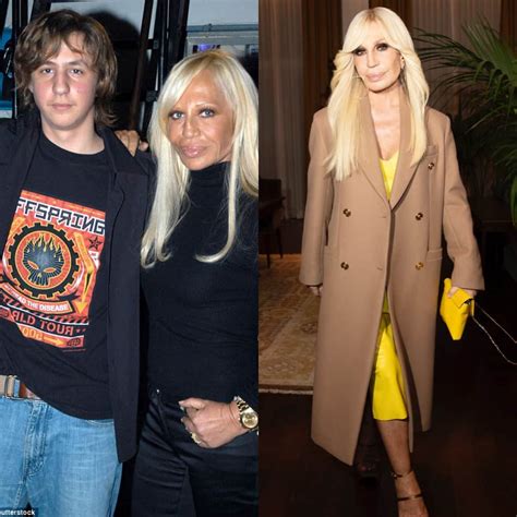 versace family net worth|who owns versace brand.